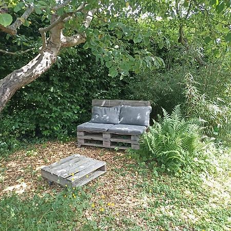 L'Echappee Au Jardin, Yourte Bucolique Godinne Εξωτερικό φωτογραφία